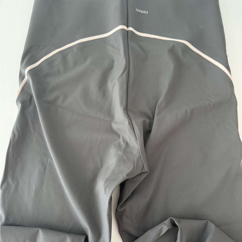 Oysho Gray Women's Leggings and top set